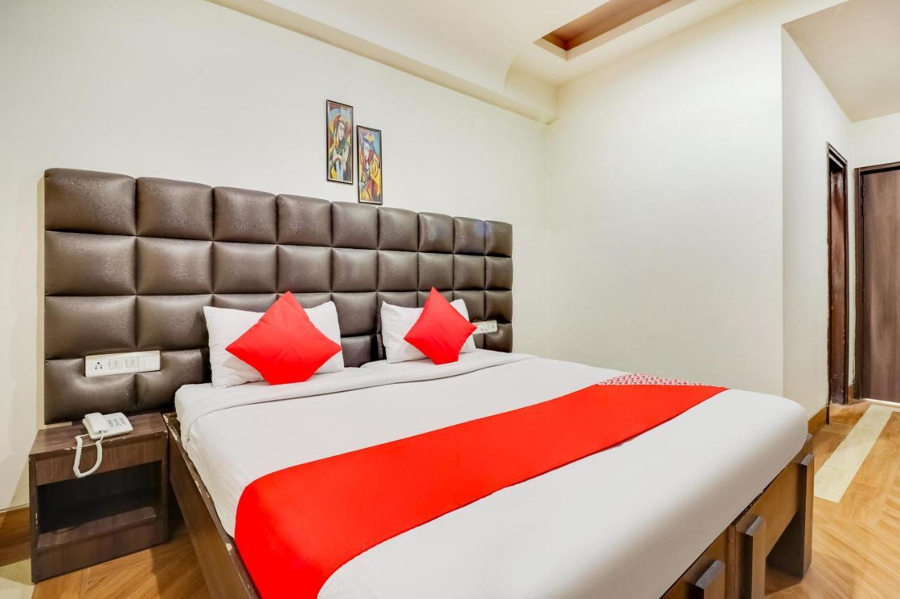 Oyo 71149 Jeet Residency Rewa المظهر الخارجي الصورة